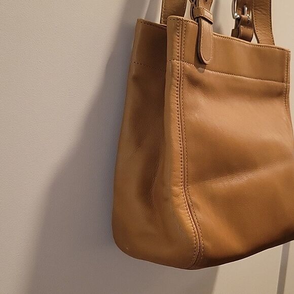Vintage COACH Tan 4157 Soho Buckle Bag - Picture 6 of 13